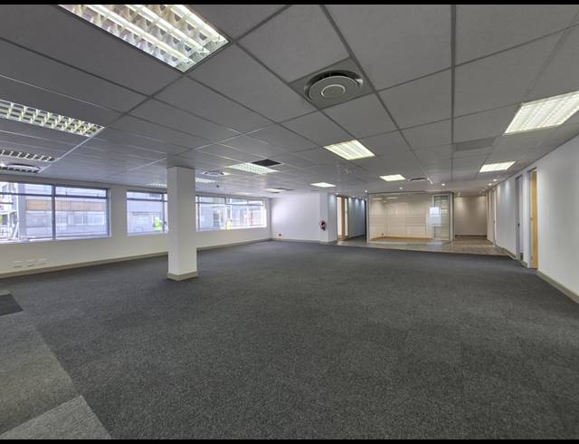 936M² OFFICE TO LET IN ILLOVO